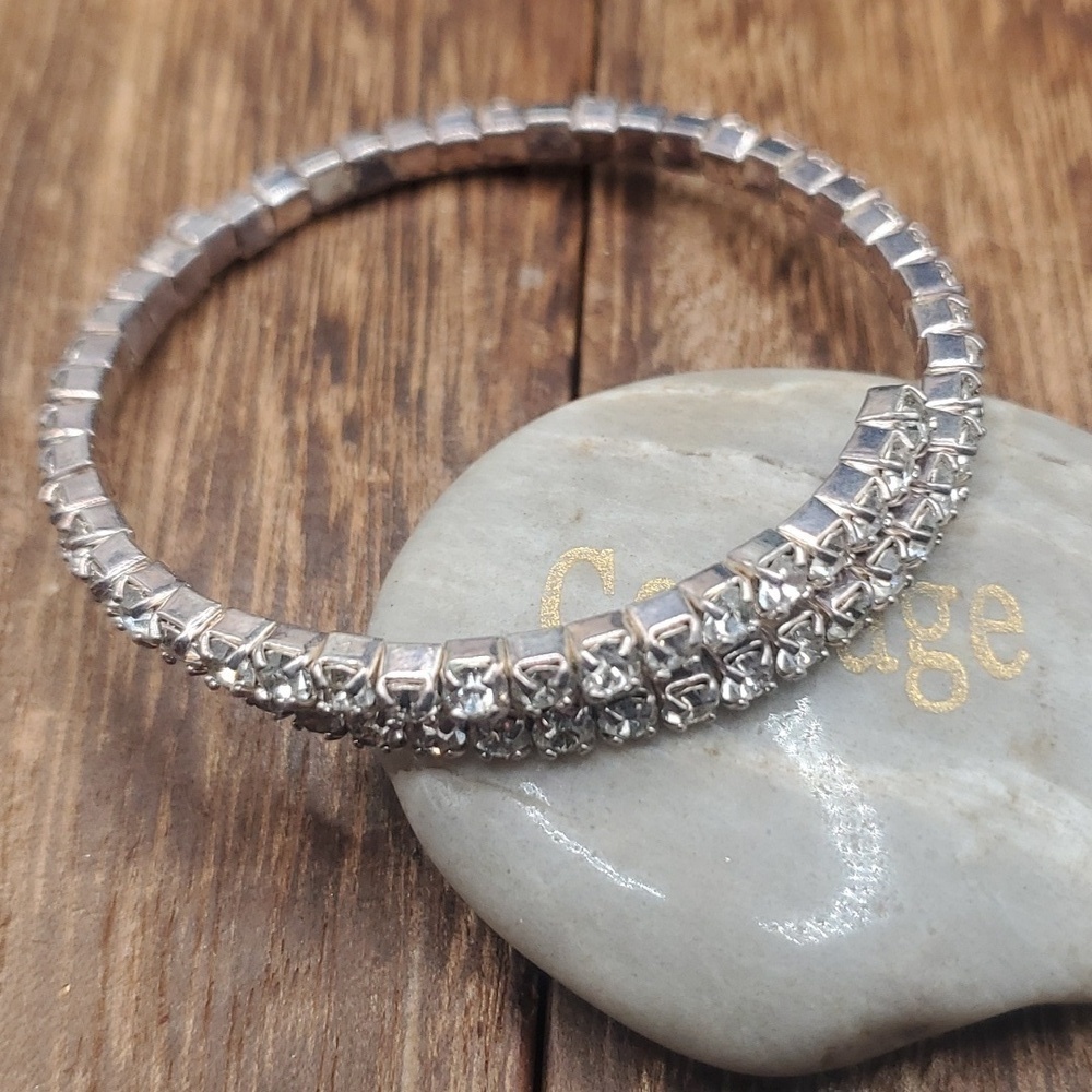 Hollywood estate crystal glamor wrap bracelet B2922 - Picture 2 of 2